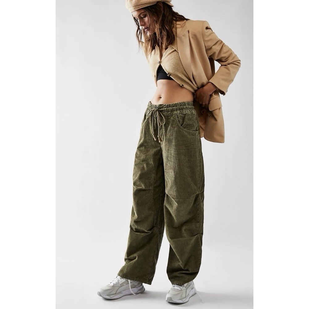 Free People Modern Love Pull On Cord Jeans Cargo Smock Waist Ruched Olive M